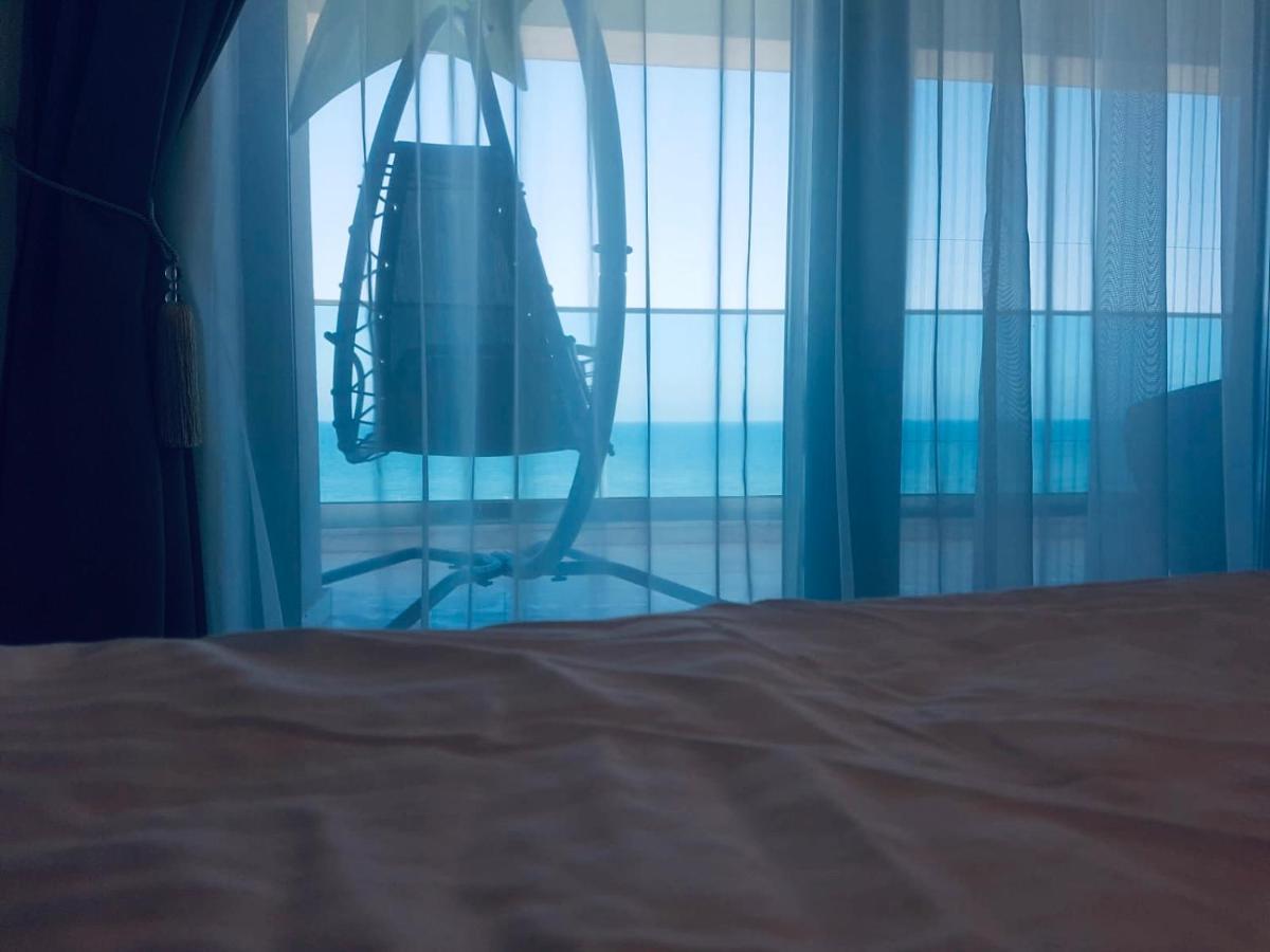 Wave 2 Mamaia Prima Linie Vedere La Mare 120Mp Năvodari Eksteriør billede